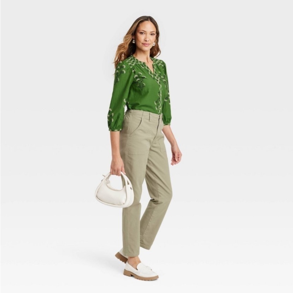 Women's 3/4 Sleeve V-Neck Blouse - Knox
Rose™ Green